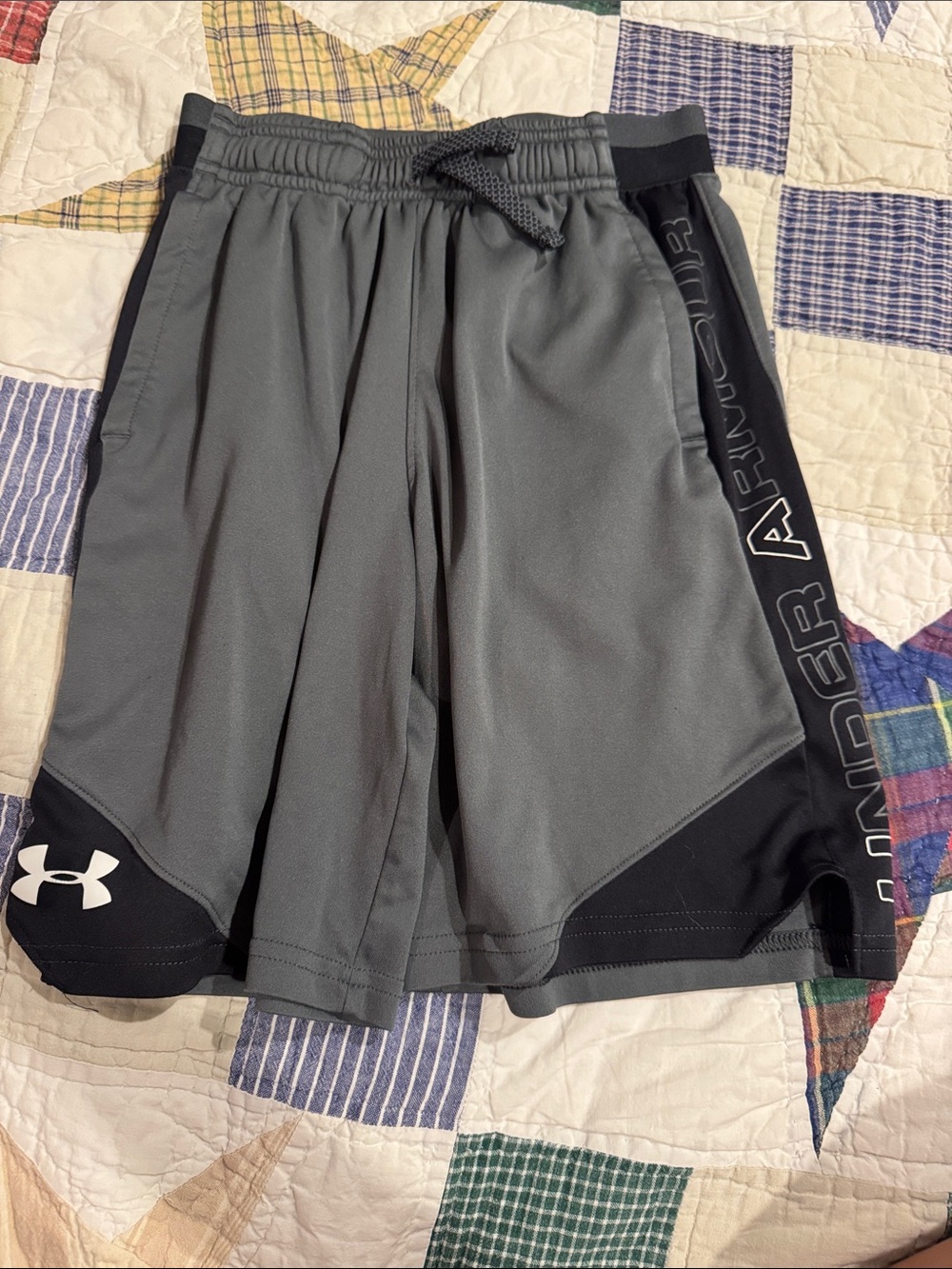Under Armour Men’s Gray and Black Athletic Shorts